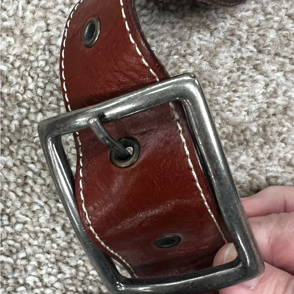 Kuhlman Italian Leather Messenger Crossbody Bag